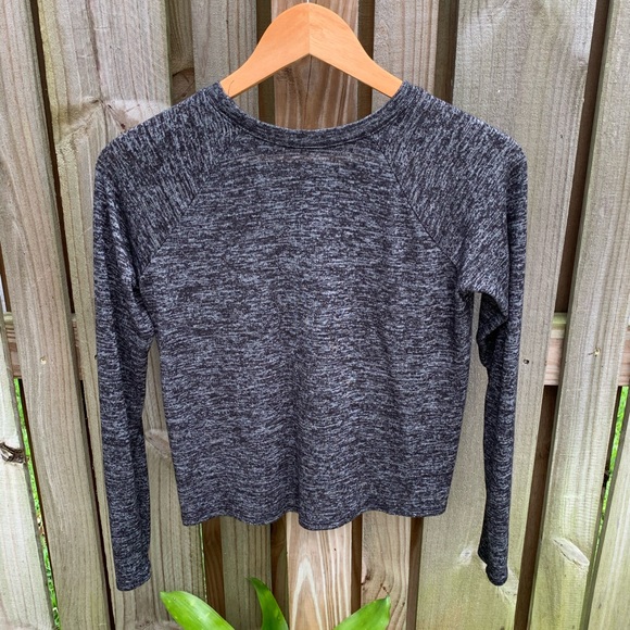 Hollister cropped long sleeve easy tee size XS - Picture 4 of 6
